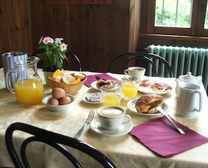 Petit déjeuner buffet compris tous les jours