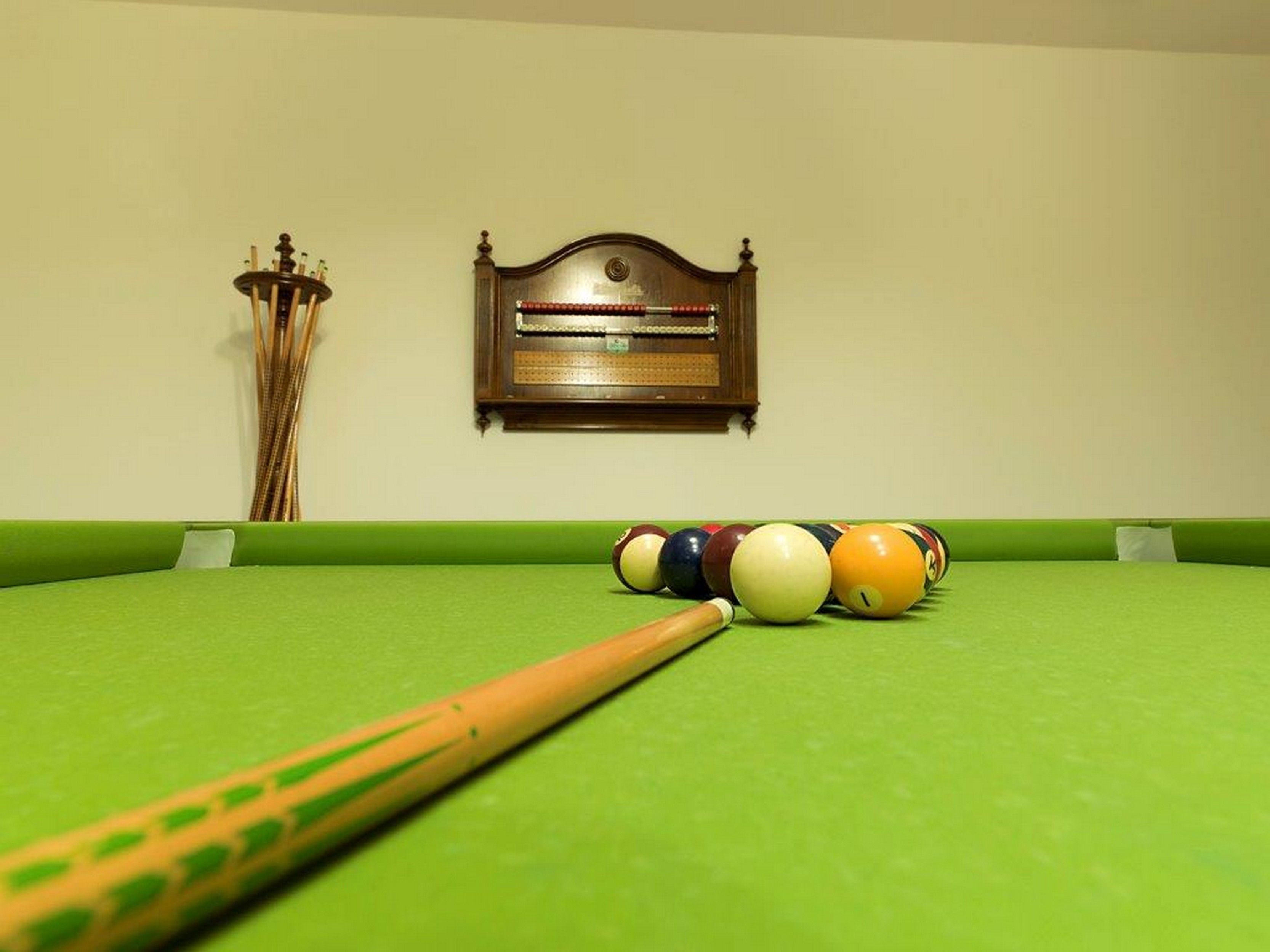billiards
