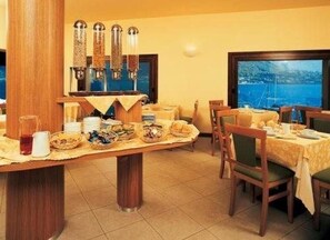 Dagelijks ontbijtbuffet inbegrepen