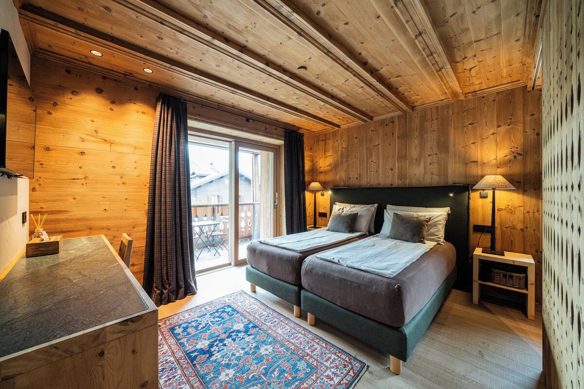 1 bedroom, minibar, in-room safe, individually decorated