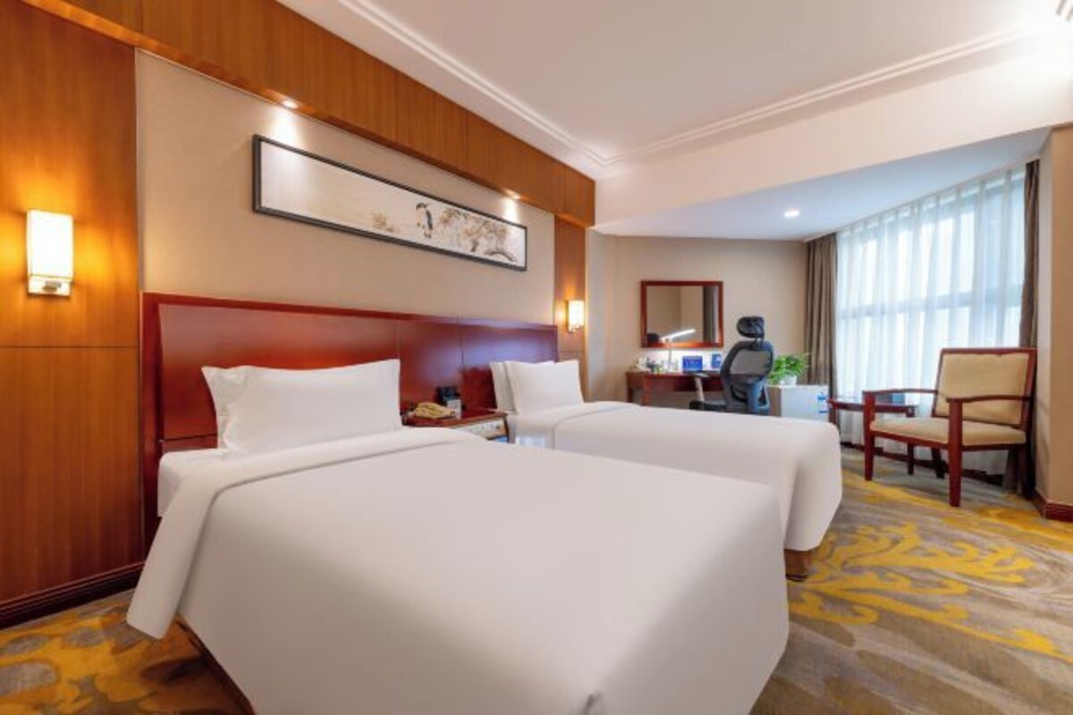 Business Standard Room