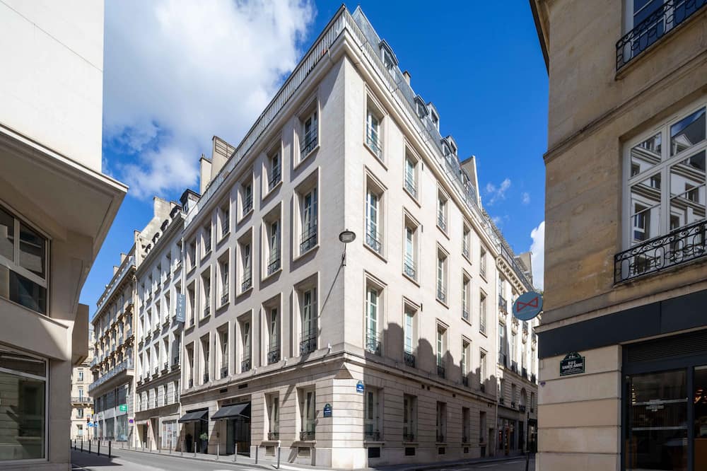 Lyric Hotel Paris
