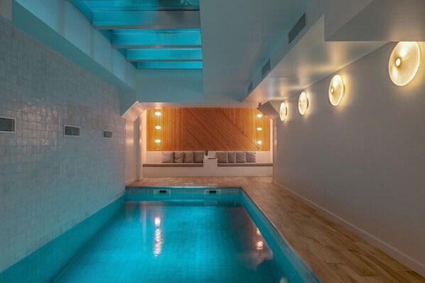 Piscine couverte