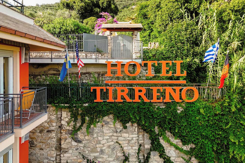 Hotel Tirreno