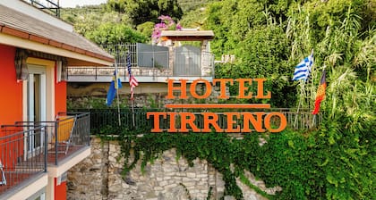 Hotel Tirreno
