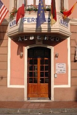 Property entrance - Hotel Fernanda (Rapallo)