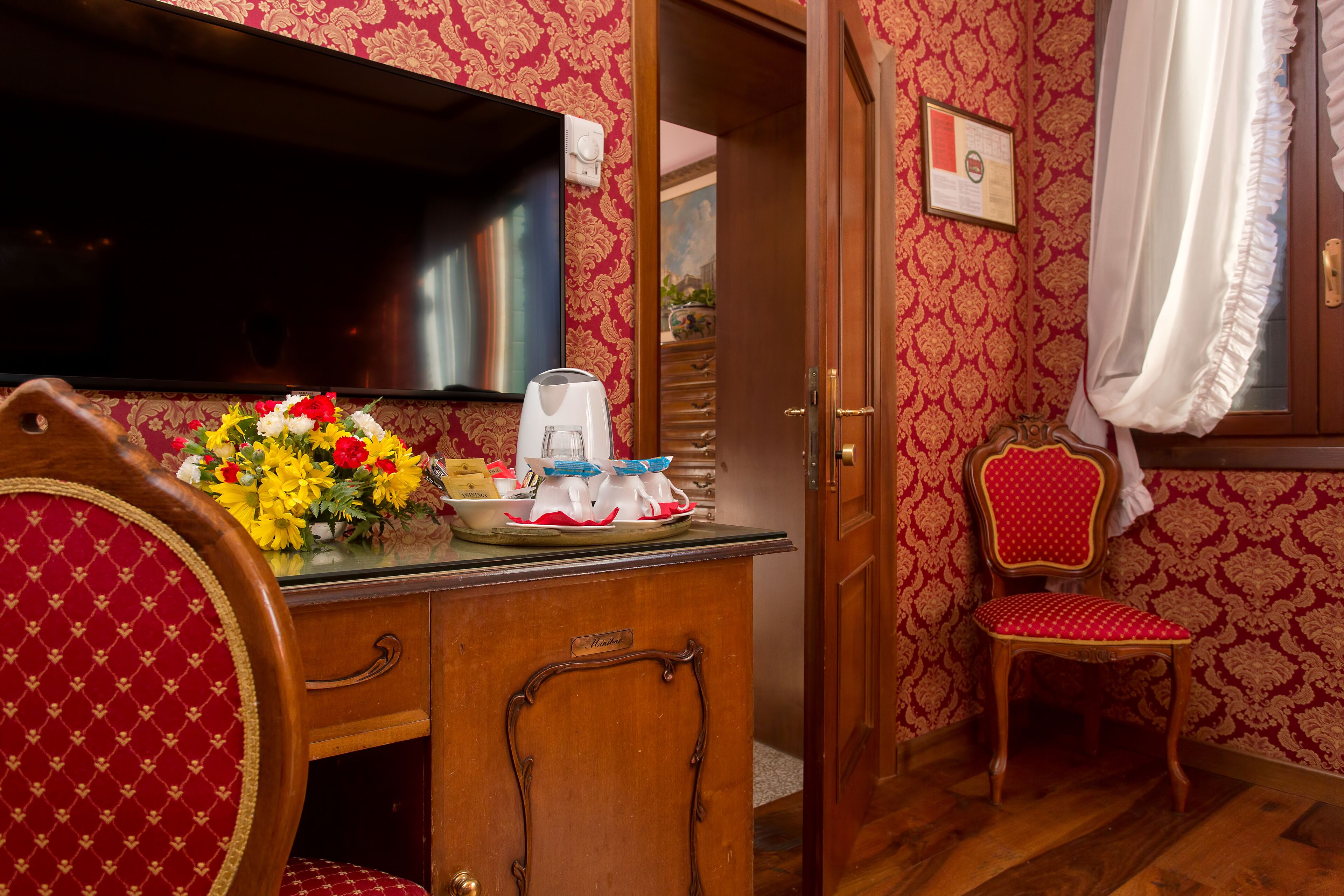 triple room, 1 bedroom | premium bedding, minibar, in-room safe, desk