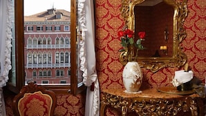 Interior - Antica Locanda Sturion - Residenza d'Epoca (Venice)