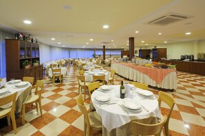 Bar (on property) - Club Hotel la Vela (Nago-Torbole)
