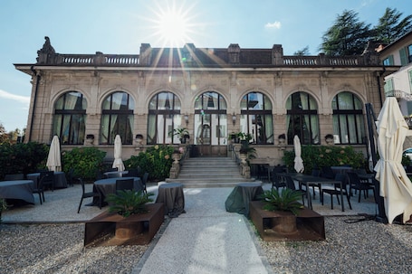Lunch and dinner served. Bigio Hotel