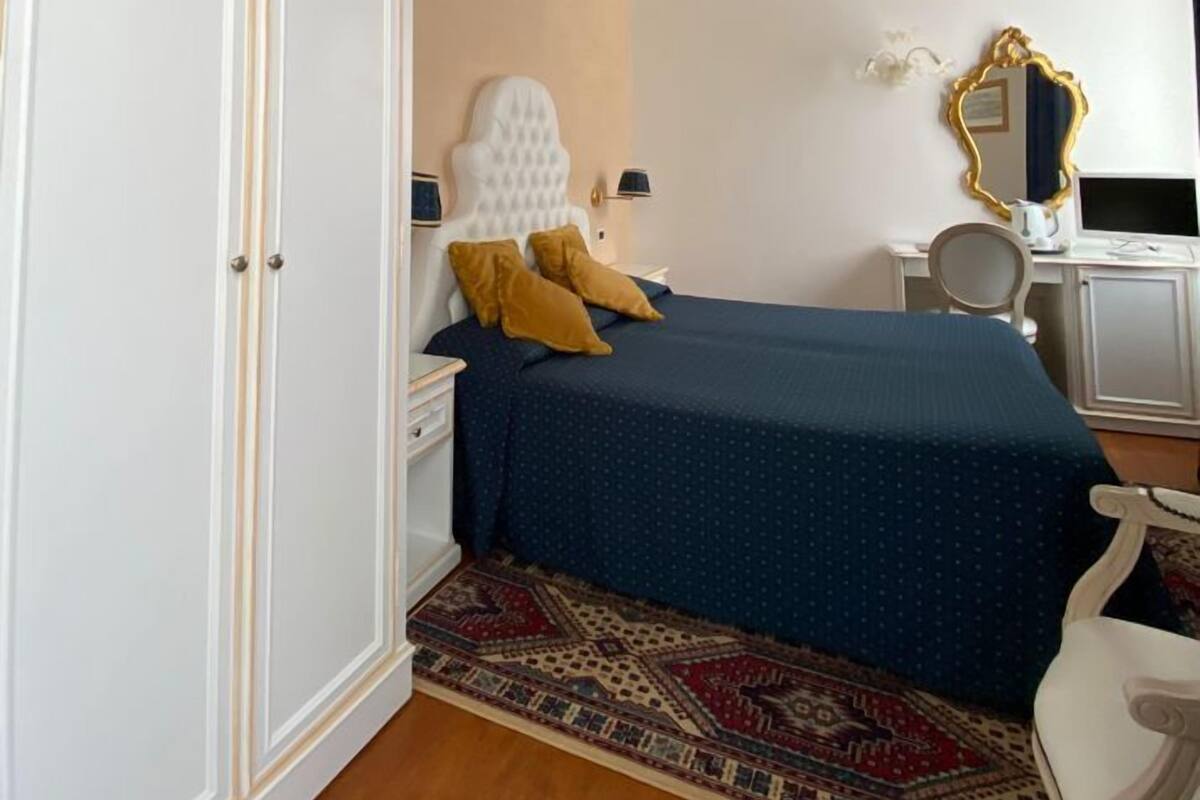 Habitación doble (Pensees) | Minibar, caja de seguridad en la habitación y decoración personalizada
