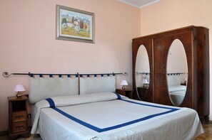 Triple Room, Ensuite - Residenza Cantagalli (Florence)