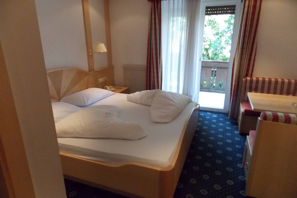 double or twin room | in-room safe, desk, cots/infant beds, rollaway beds