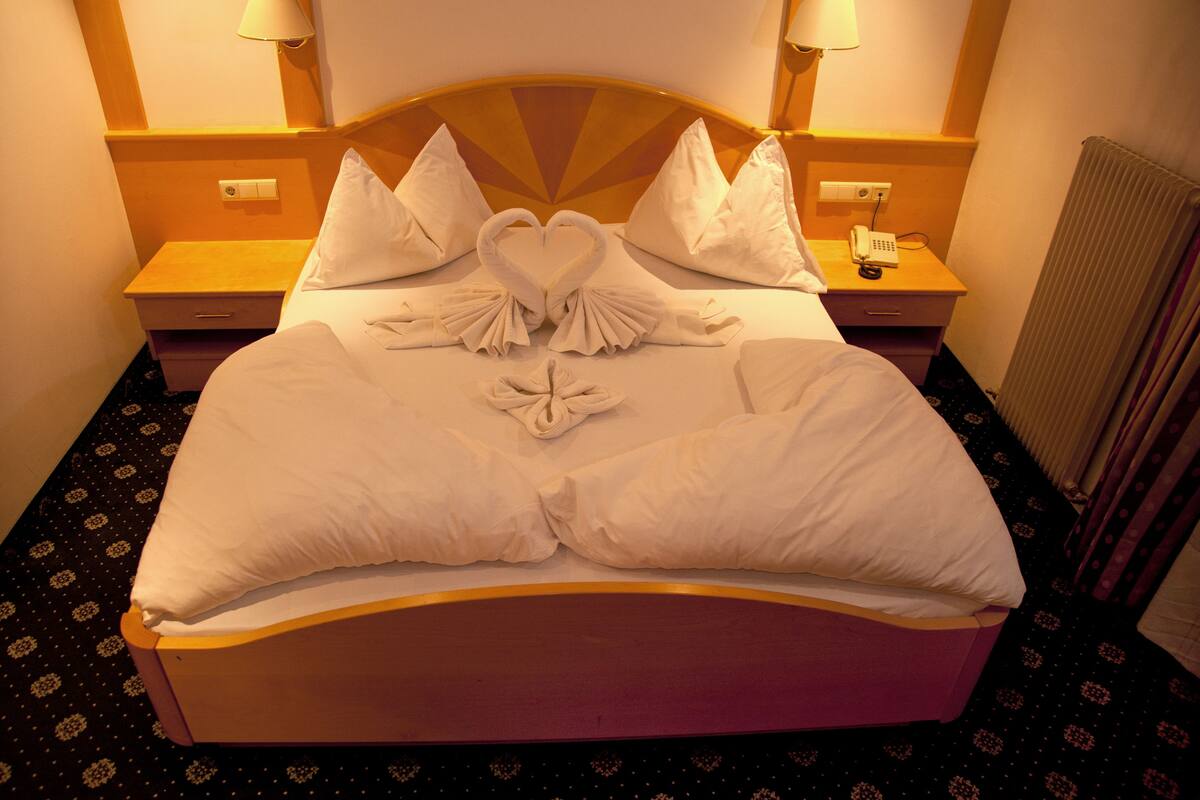 double or twin room | in-room safe, desk, cots/infant beds, rollaway beds