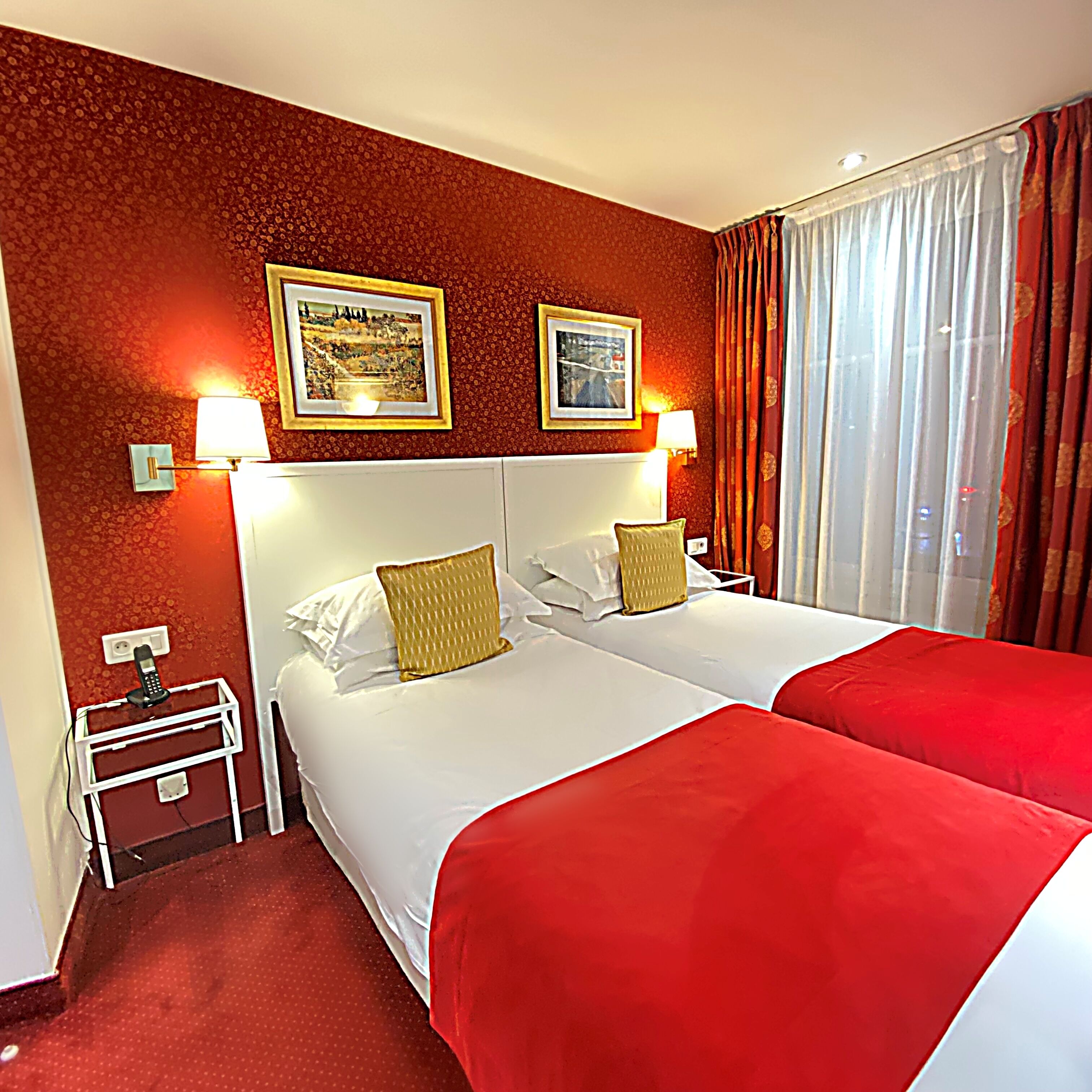 In-room safe, desk, laptop workspace, blackout curtains