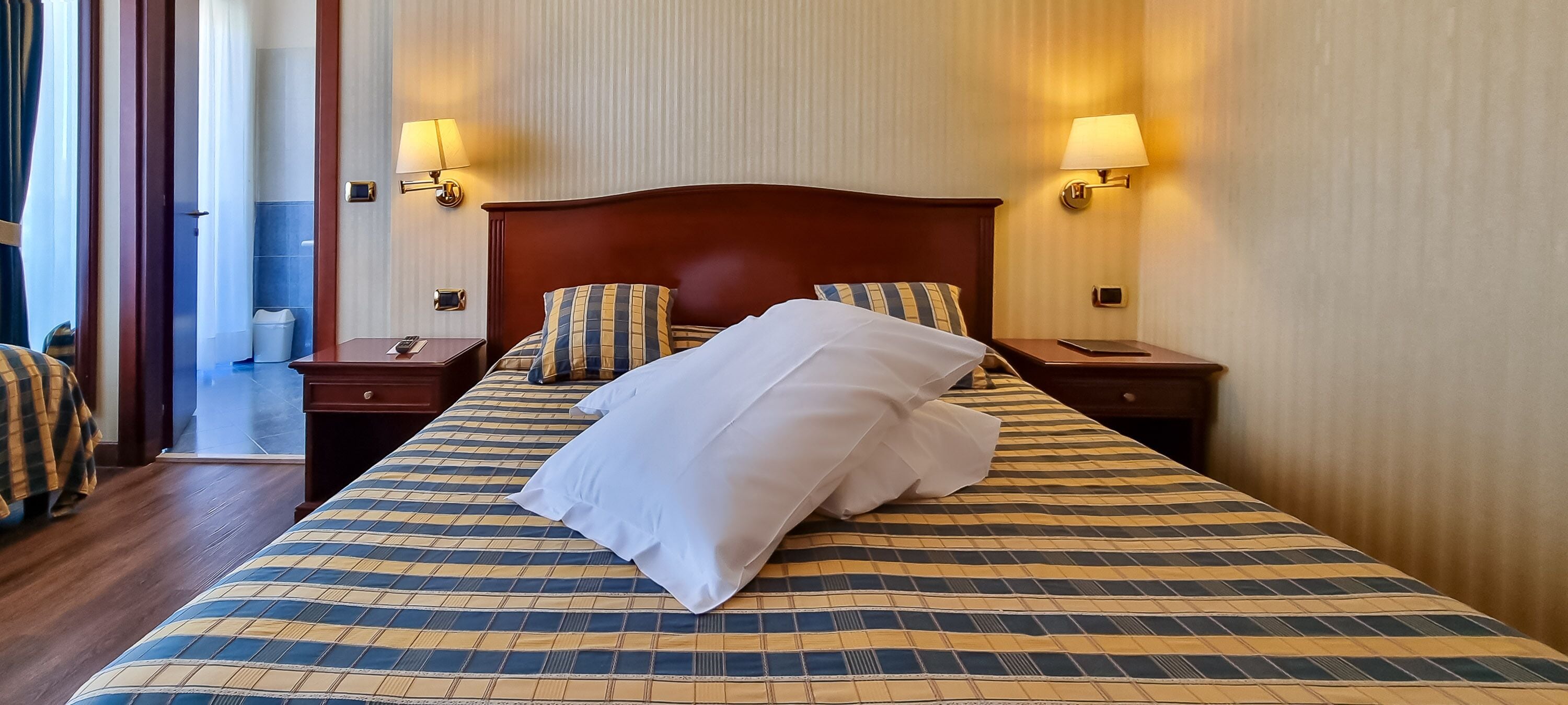 comfort triple room | 1 bedroom, hypo-allergenic bedding, down duvets, in-room safe