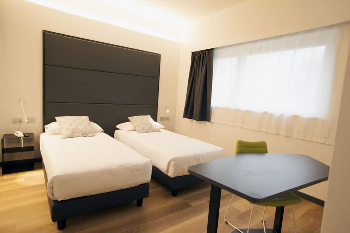 design suite, 1 double bed with sofa bed, accessible | minibar, in-room safe, desk, blackout curtains