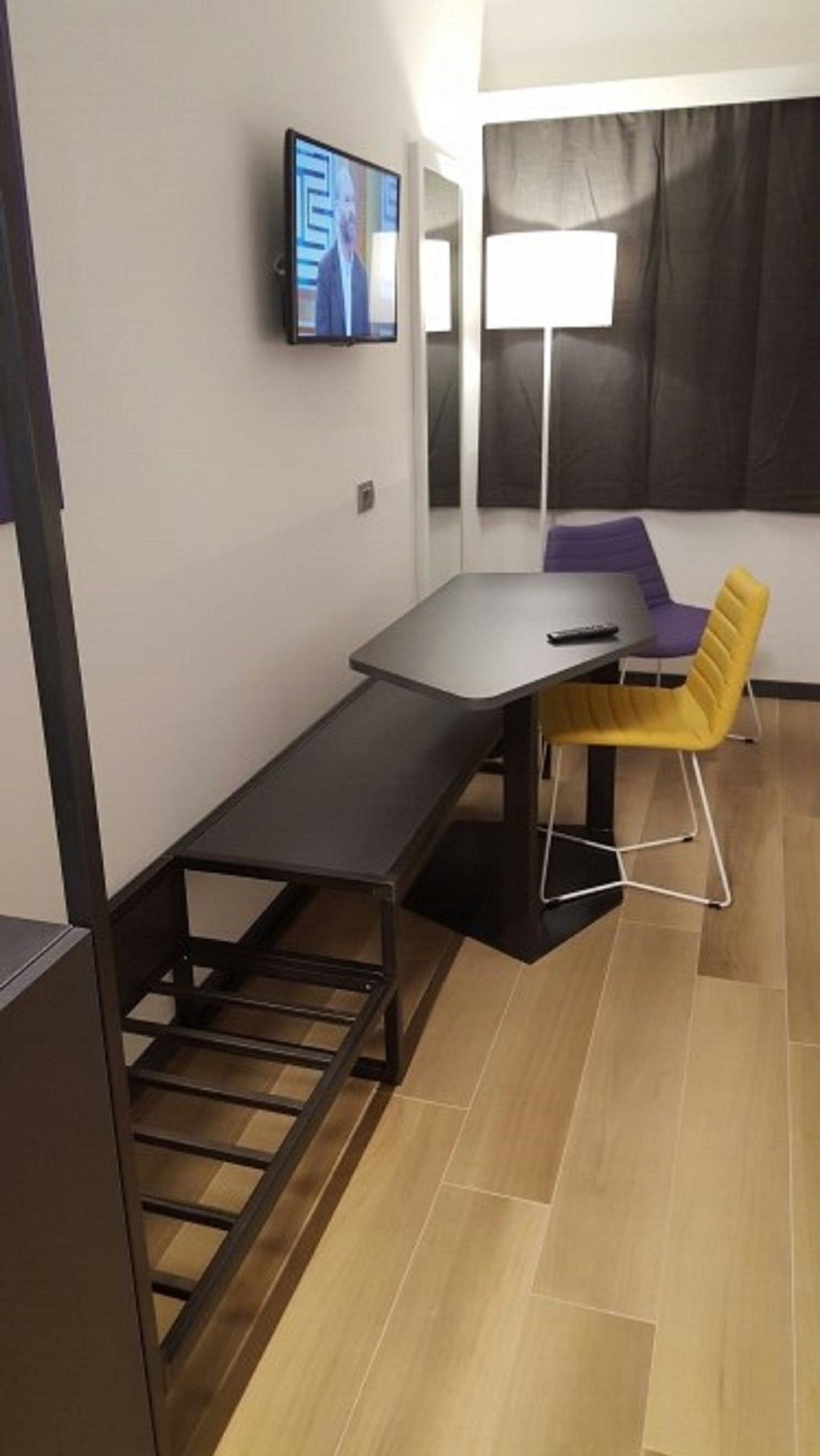 superior double or twin room, 1 bedroom, non smoking | minibar, in-room safe, desk, blackout curtains