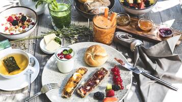 Breakfast meal
