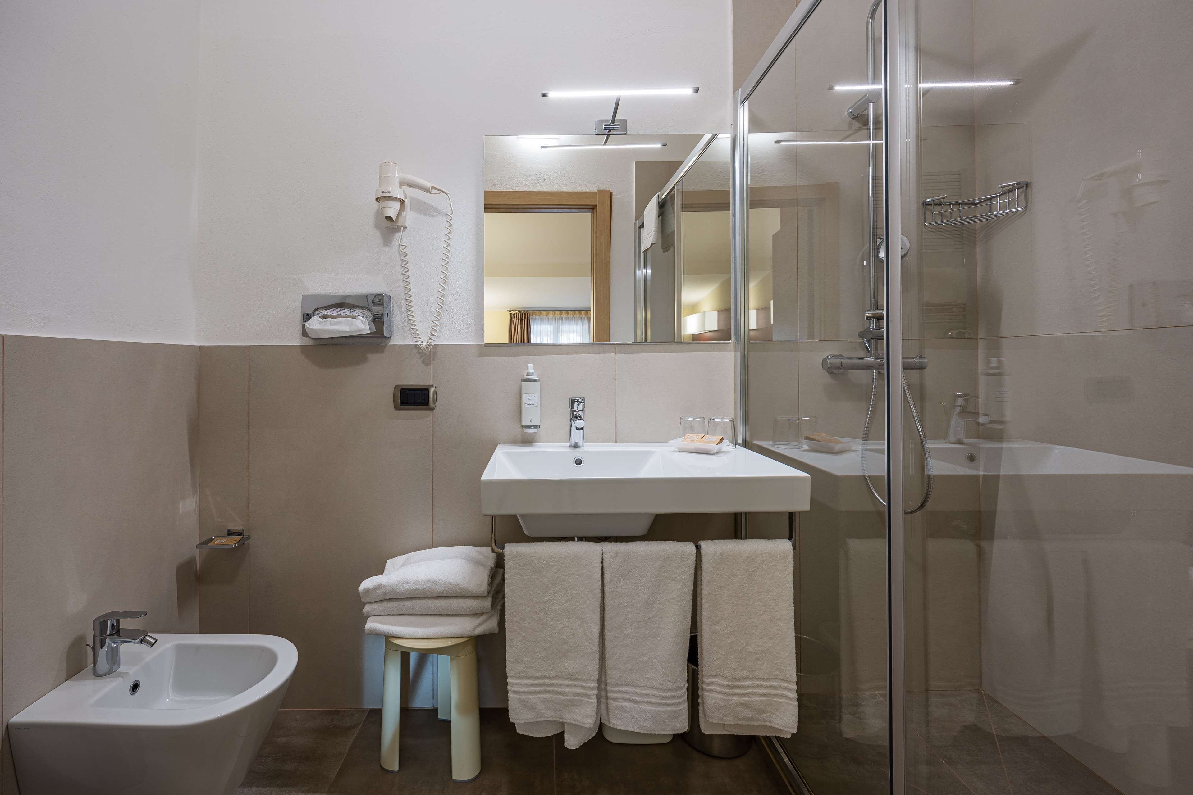 superior room, 1 king bed (with sofabed) | bathroom | free toiletries, hair dryer, bidet, towels