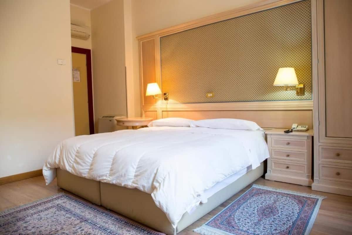 Wifi gratis y ropa de cama