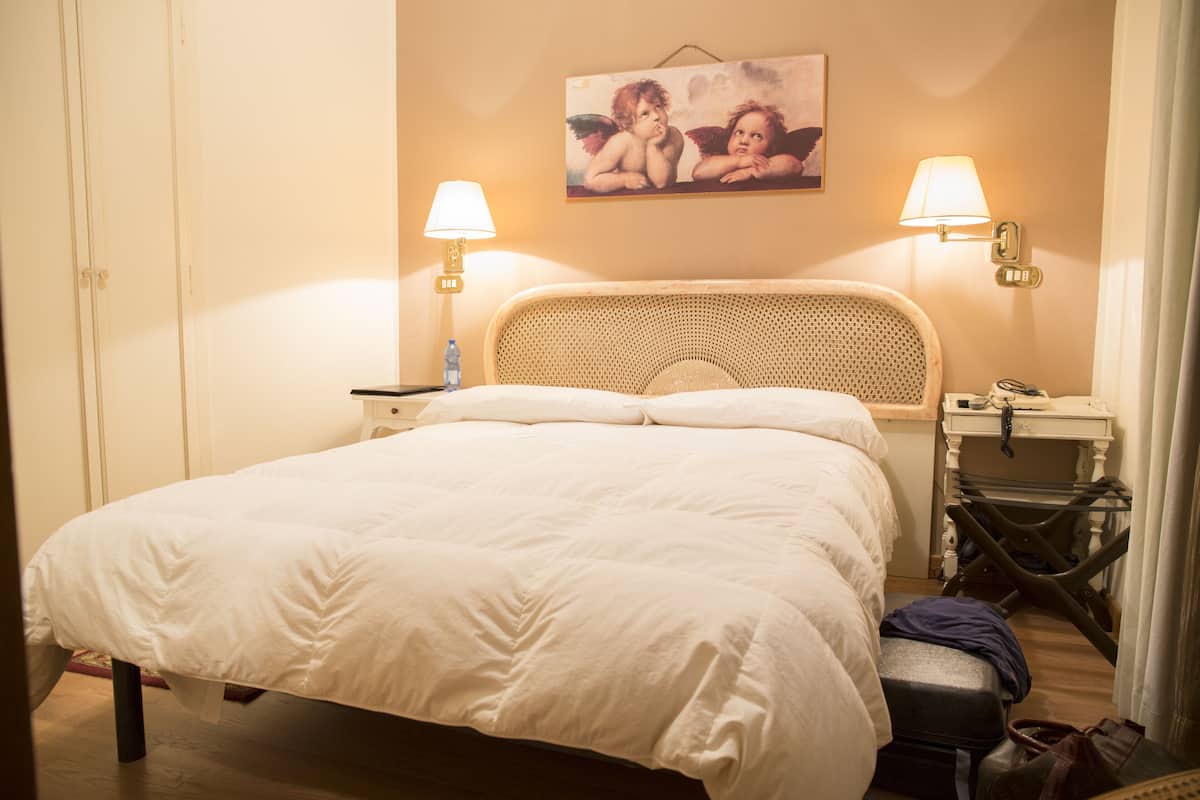 Wifi gratis y ropa de cama