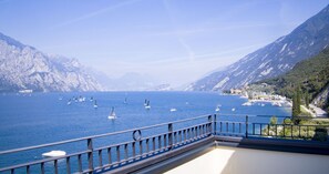 View from property - Piccolo Hotel (Malcesine)