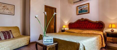 2 bedrooms, hypo-allergenic bedding, pillow-top beds, free WiFi