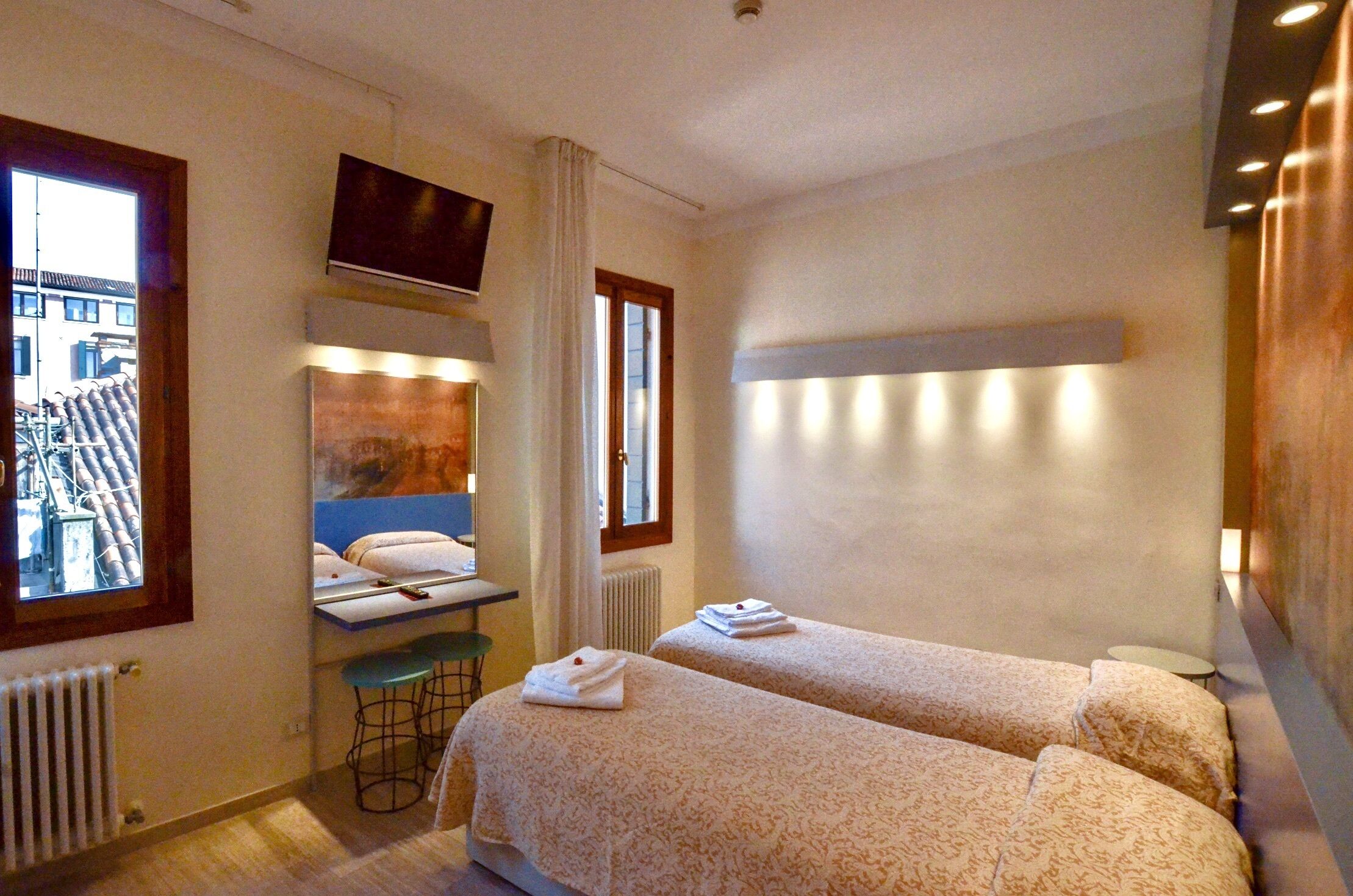 Cubrecamas, colchones con pillow-top y cortinas blackout 
