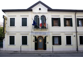 Esterni