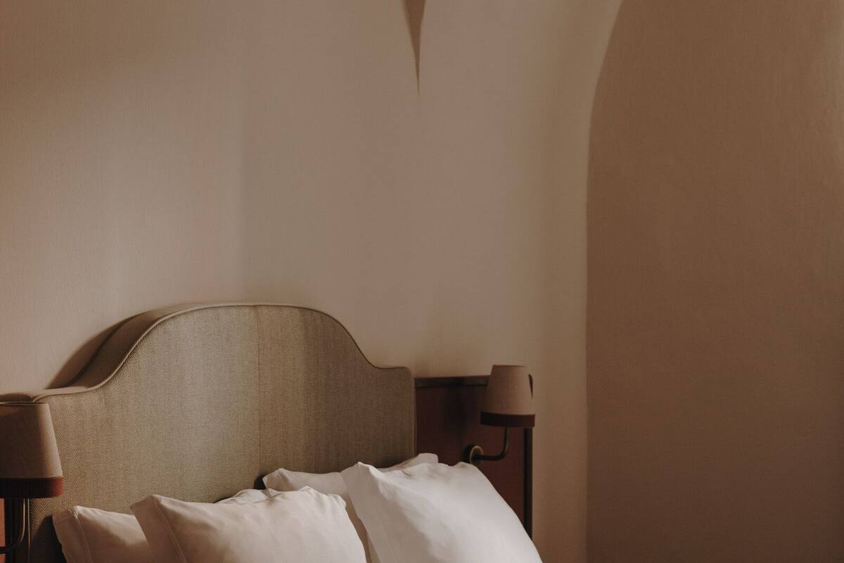 deluxe room | 1 bedroom, premium bedding, down duvets, minibar