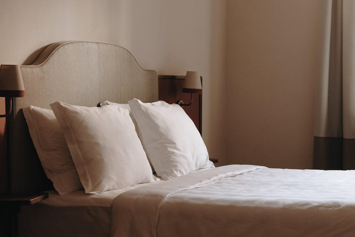 1 bedroom, premium bedding, down duvets, minibar