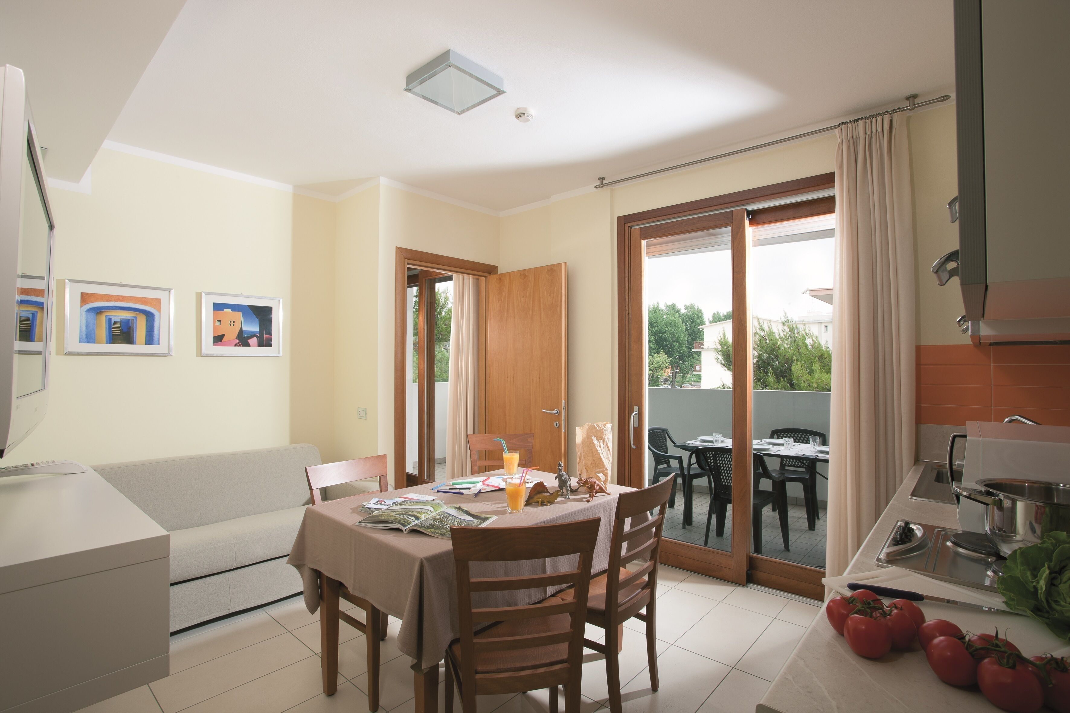 in-room safe, desk, soundproofing, iron/ironing board