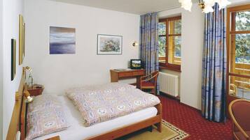 Frette Italian sheets, pillow-top beds, desk, soundproofing