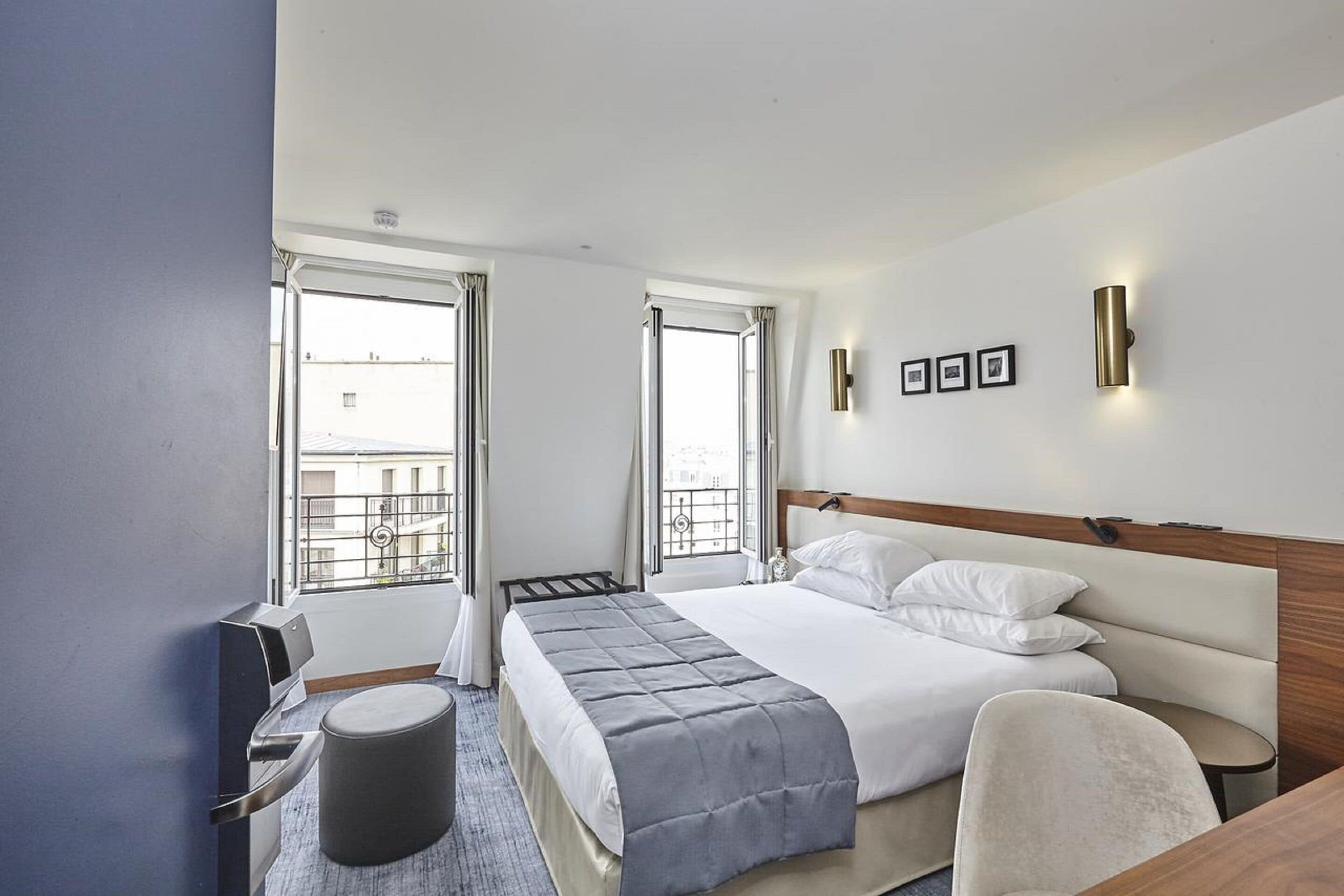 minibar, in-room safe, soundproofing, iron/ironing board