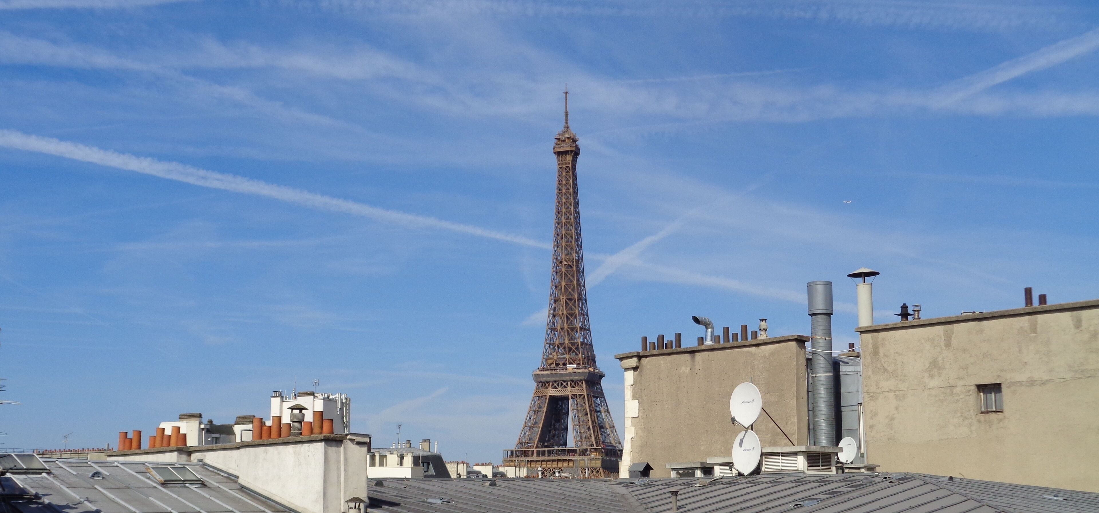 deluxe double room, 1 queen bed, resort view | minibar, in-room safe, soundproofing, iron/ironing board