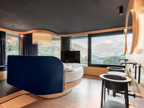 Coffres-forts dans les chambres, bureau, Wi-Fi gratuit, draps fournis