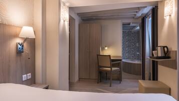 Cofres nos quartos, quartos à prova de som, Wi-Fi de cortesia