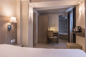 객실 내 금고, 방음 설비, 무료 WiFi, 침대 시트