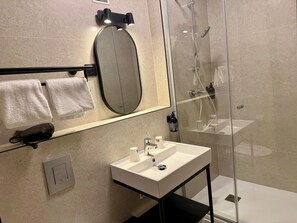 مجففات شعر، مناشف