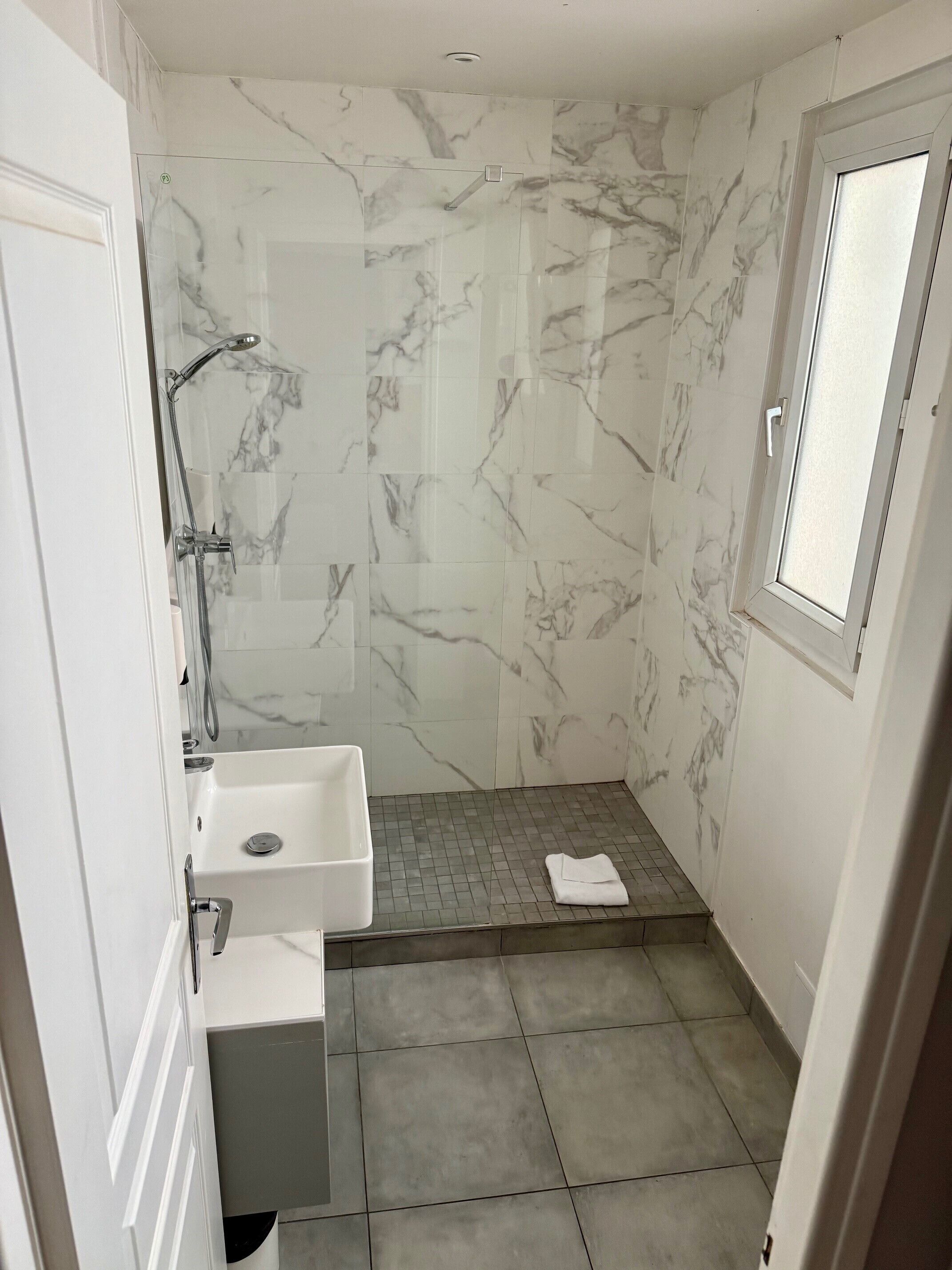 Photo - Hotel Richmond Gare du Nord