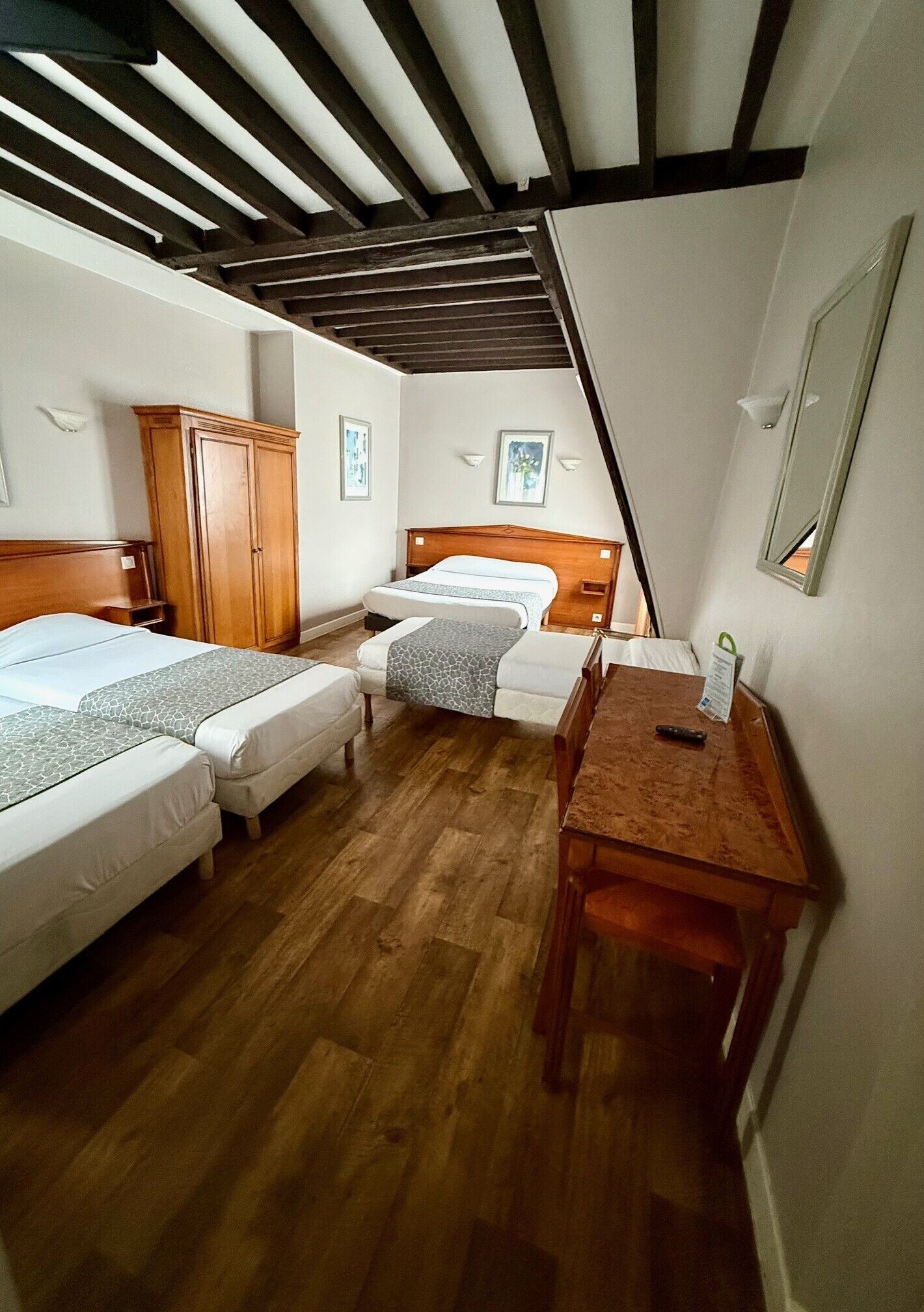 Photo - Hotel Richmond Gare du Nord