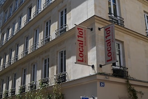 Exterior - Local 101 Beaurepaire (Paris)