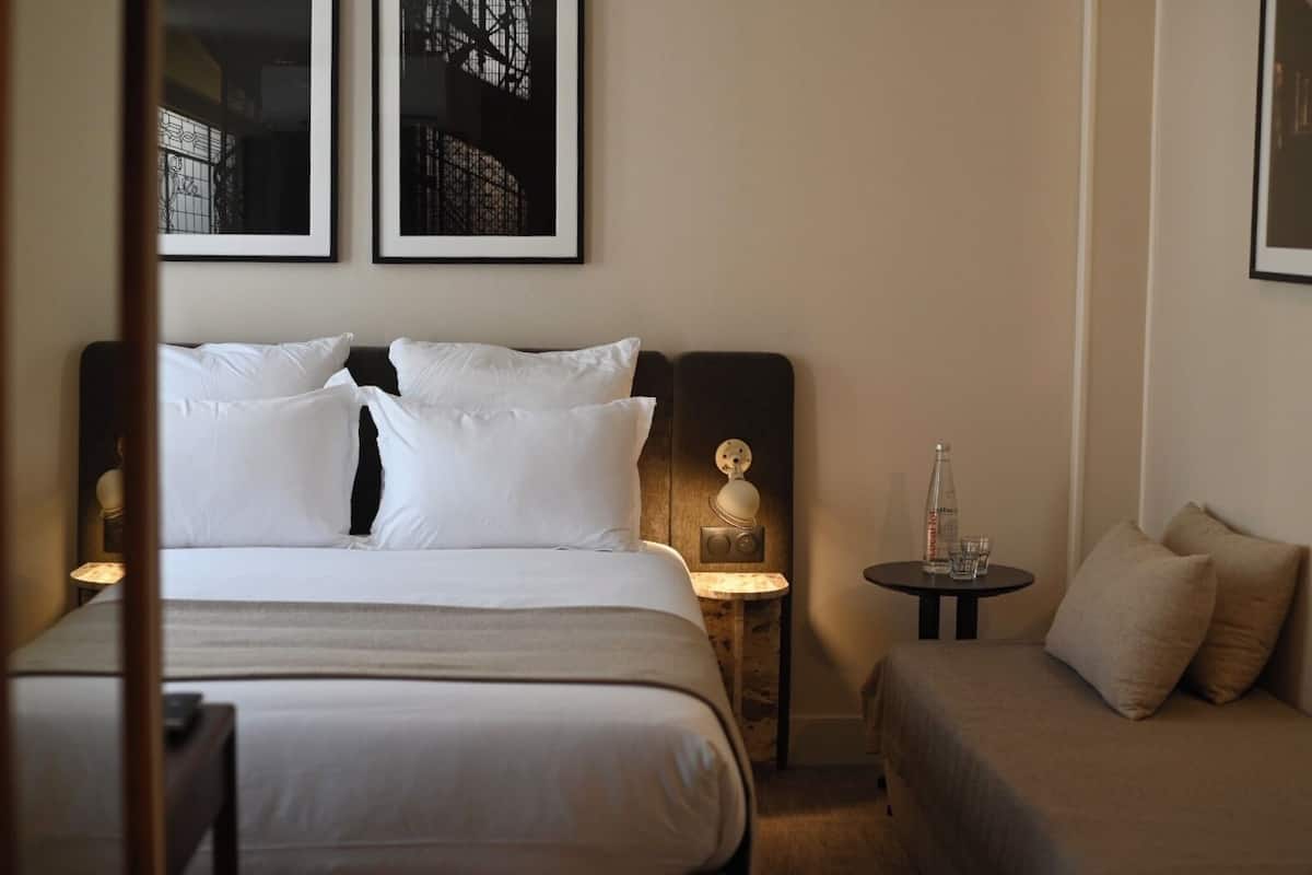 Superior Double Room, Balcony, City View | Hypo-allergenic bedding available, Select Comfort beds, desk