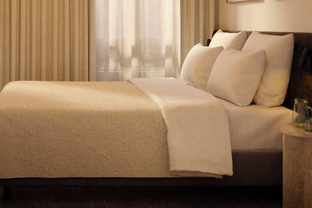 Senger med Select Comfort-madrass, skrivebord og wi-fi (inkludert)