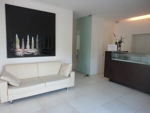 Lobby sitting area - Soggiorno Lo Stellino (Siena)