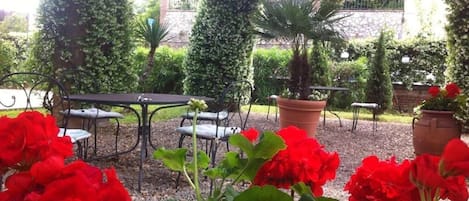 숙박 시설 구내