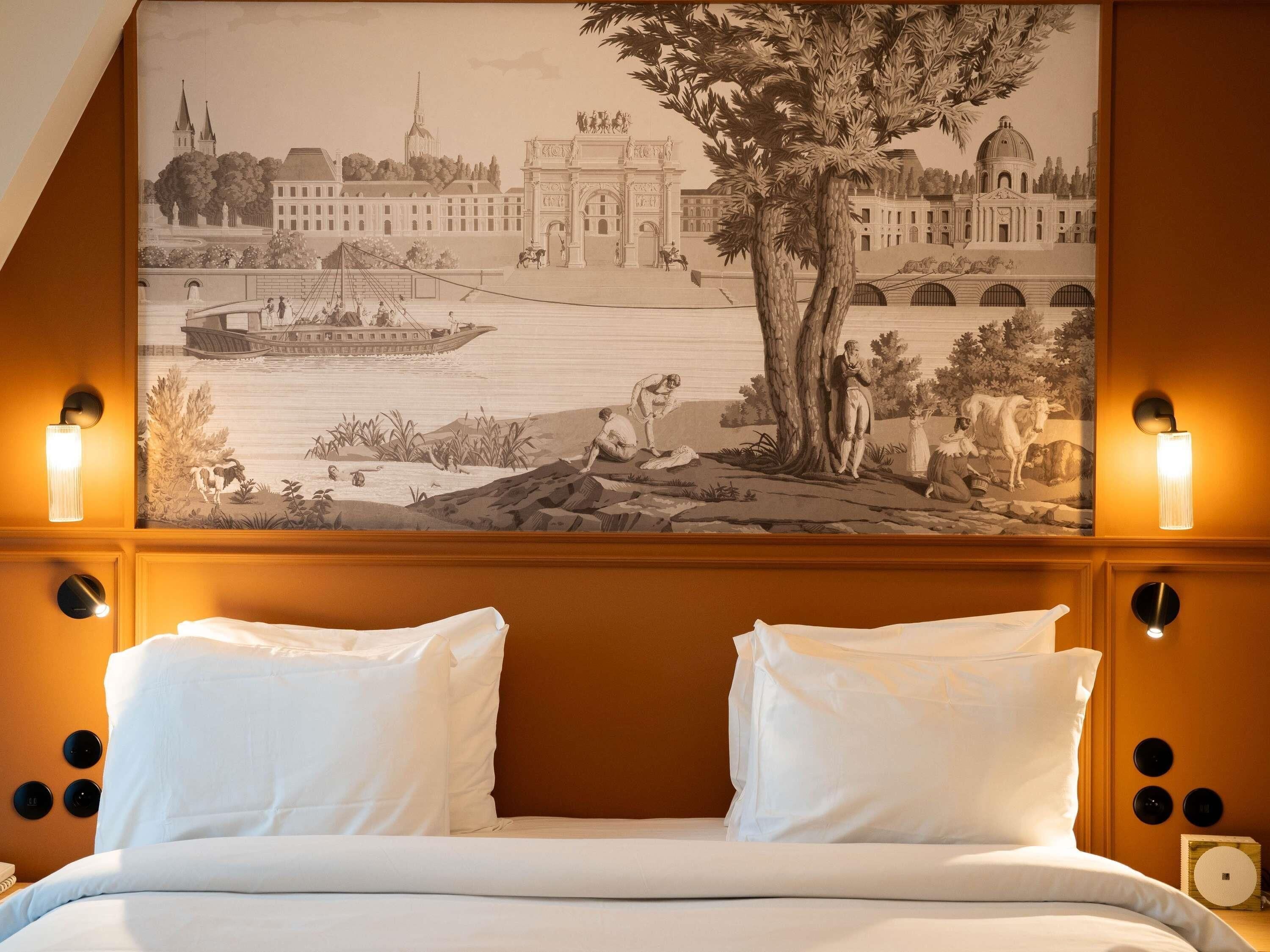 Privilege - Rum - 1 dubbelsäng | Värdeförvaringsskåp på rummet, skrivbord och mörkläggningsgardiner