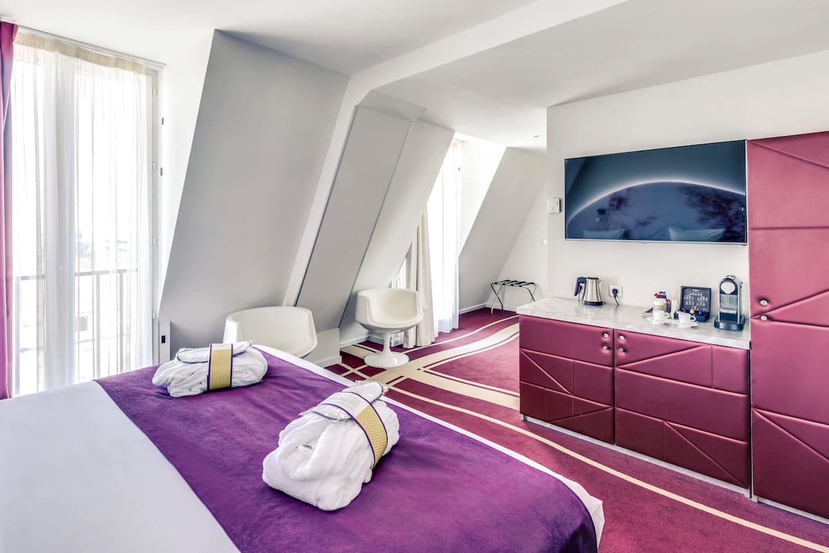 Privilege, Zimmer, 1 Doppelbett | Minibar, Zimmersafe, Schreibtisch, Verdunkelungsvorhänge