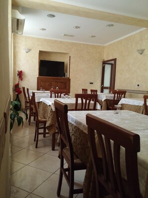 Restaurant - Le Rose (Tivoli)